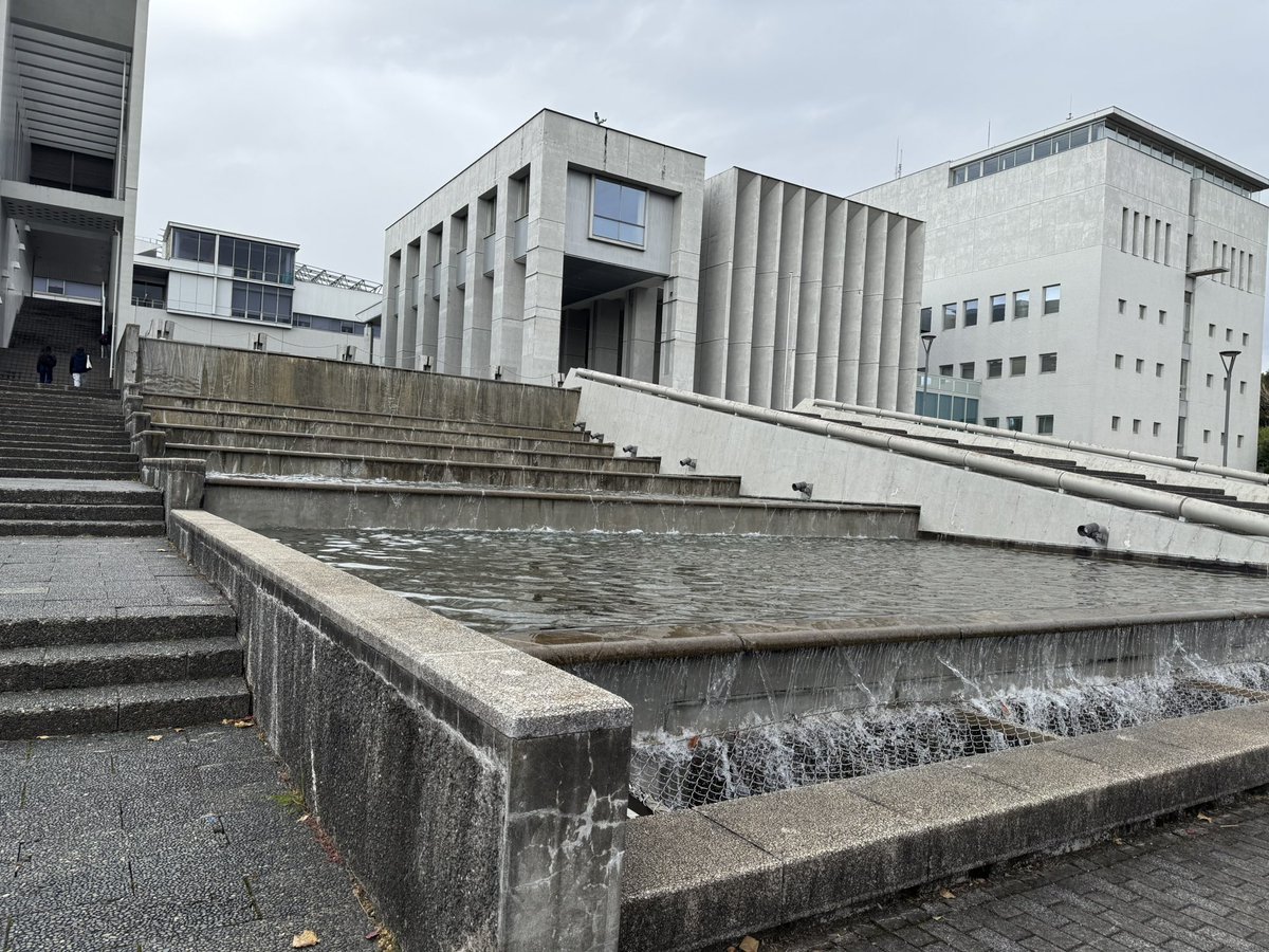 logic_daisy's tweet image. 水が流れている…！！