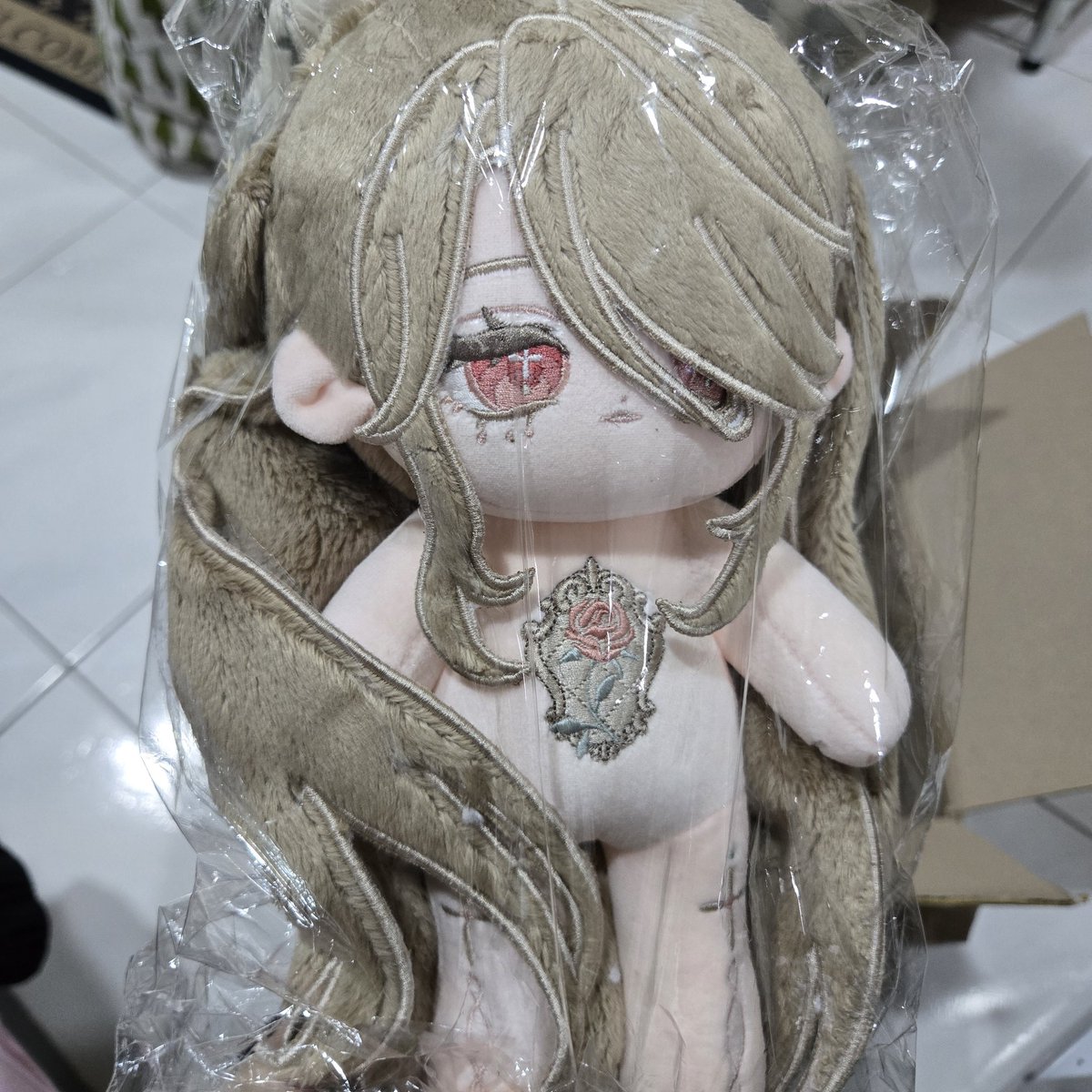 kurokawakumi's tweet image. 주인 찾기
어떤 사람이 있는 목화 인형이 우리 집으로 부쳐졌습니다.
당신의 구매 기록을 가지고 소포를 받아 오십시오.
Name: Sylvia
Size: 25cm long leg body
Attribute: no attribute #목화인형