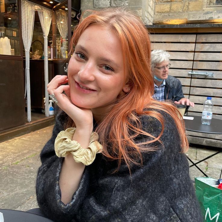 helaegon being red-haired twins