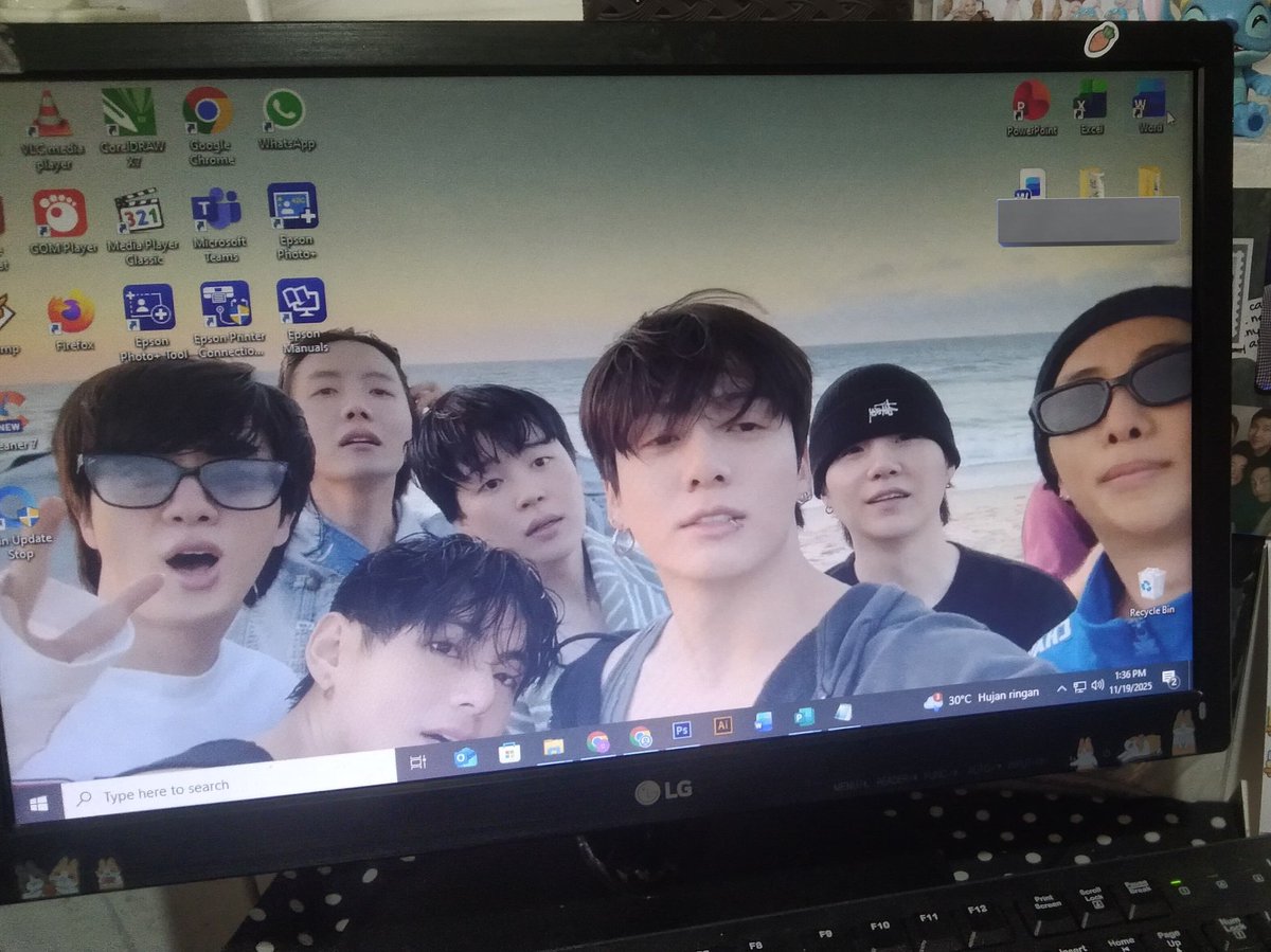 naejoons's tweet photo. aku dengan kesadaran penuh 🤣
aku ijin mau konseran, trs blio rep sw aku "have fun konsernya!" 🤗 https://t.co/F3F5v8f0jq