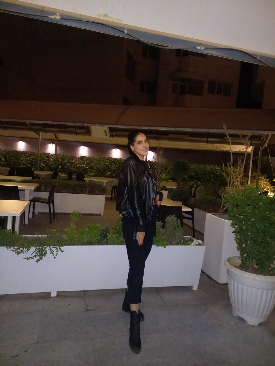 فعلا تا زمانی که شیراز بارون نمیاد آدم خیلی غمگینی هستم.