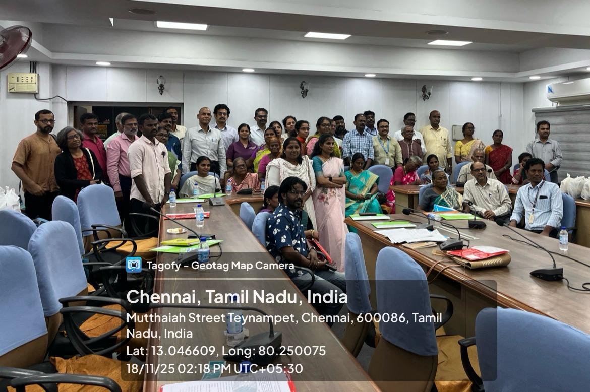 PhdSaveetha's tweet image. On 18/05/25, a landmark multi-stakeholder meeting on Comprehensive Oral Health for Unorganised &amp;amp; Skilled Workers was held, led by Dr. Manivelan, State Nodal Officer, Ministry for Occupational Health.

Our department was proud to be part of this first-of-its-kind initiative 😇