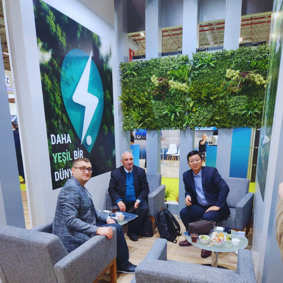 powersarjcom's tweet image. EV Charge Show 2025’te standımıza gösterdiğiniz yoğun ilgi için teşekkür ederiz. Powerşarj olarak geleceğin şarj teknolojilerini sizlerle paylaşmaktan büyük mutluluk duyduk ⚡️