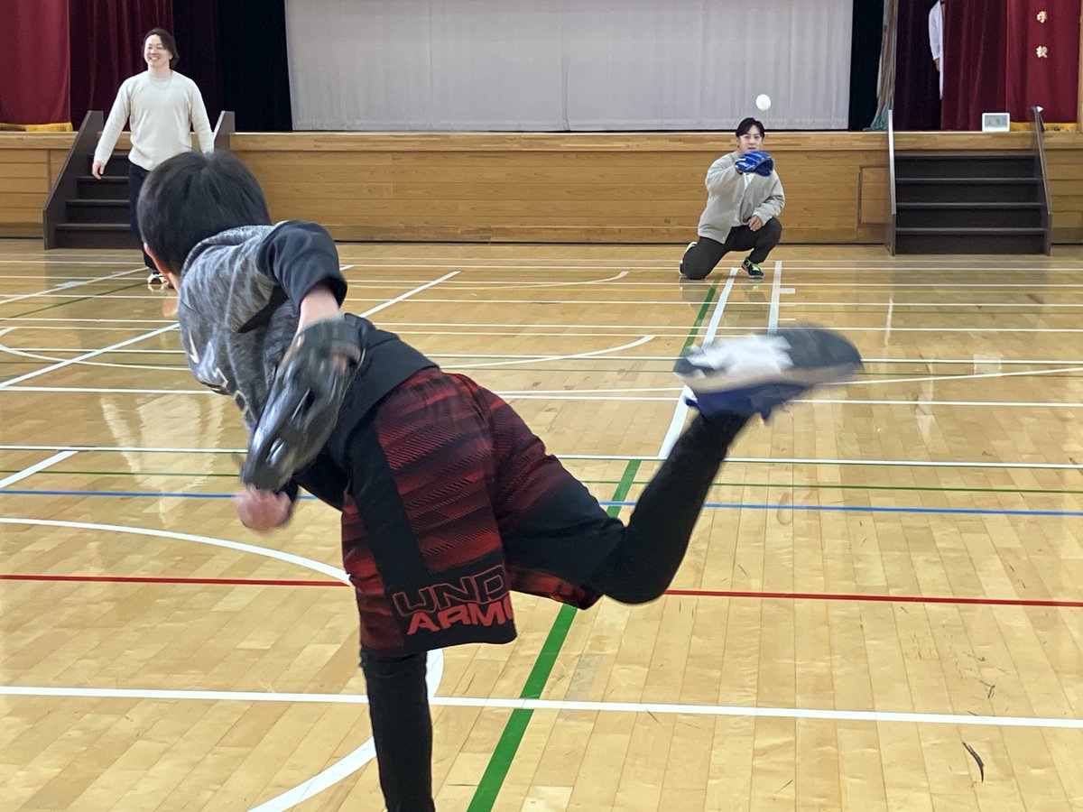 FightersPR's tweet image. #北海道応援大使プロジェクト

#京極町 の京極小学校交流会😍
全校児童107名と楽しい時間を過ごしました✨

#生田目翼
#河野竜生

#lovefighters