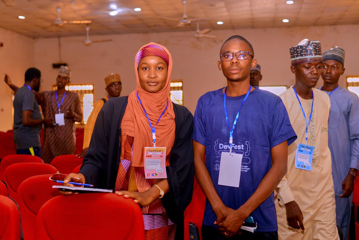 hamxer_marke's tweet image. Alhmdllh am Thrilled to announce that I’m now a member of Google Developer Groups (GDG)! 🚀
Excited to learn, build, and connect with amazing developers worldwide. 🌍
#GDG #GoogleDev #TechCommunity #Developers