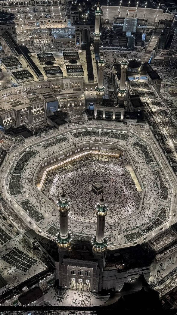 Blessedsoul_0's tweet image. Nothing is more aesthetic than this