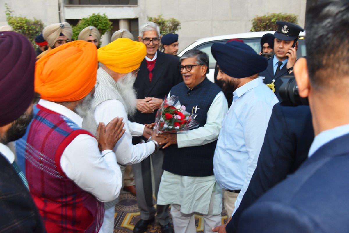 sgrduhs's tweet photo. 📢 We are delighted to announce that the Free Jaipur Foot Camp is now permanently operational at Sri Guru Ram Das Institute of Health Sciences &amp; Research, Mehta Road, Vallah, Sri Amritsar, in collaboration with Bhagwan Mahaveer Viklang Sahayata Samiti (BMVSS). https://t.co/Kp3ZfP6wY6