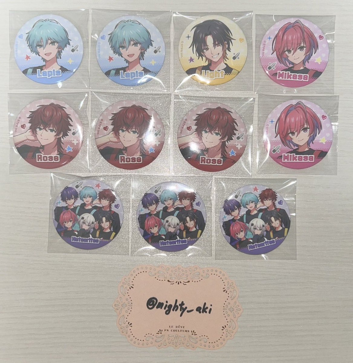 mighty_aki's tweet photo. めておら STPR POP UP STORE ポップアップ 交換 郵送

譲⇨画像参照
求⇨缶バッジ🤍5 💜6
　　フォトカ🤍3 💜2

🩵は🤍との交換優先。交換の組み合わせによってはお返事にお時間をいただく場合があります。
郵送交換となります。お一つからでもお気軽にお声がけください。#めておらグッズ交換 https://t.co/RLpYXO75jn