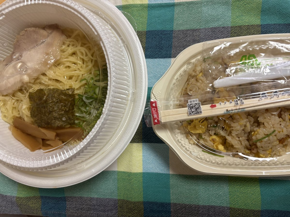 toshinobu_nft's tweet image. こんにちは🌸
スペーシャルで打ち合わせをしながら、出前館で日高屋のメニューを注文し、食べました🍜
寝っ転がりの助で聴いた #spatial はこちらです📻
今日のピックアップはちえりさん @miori_tiramisu
放送です☟