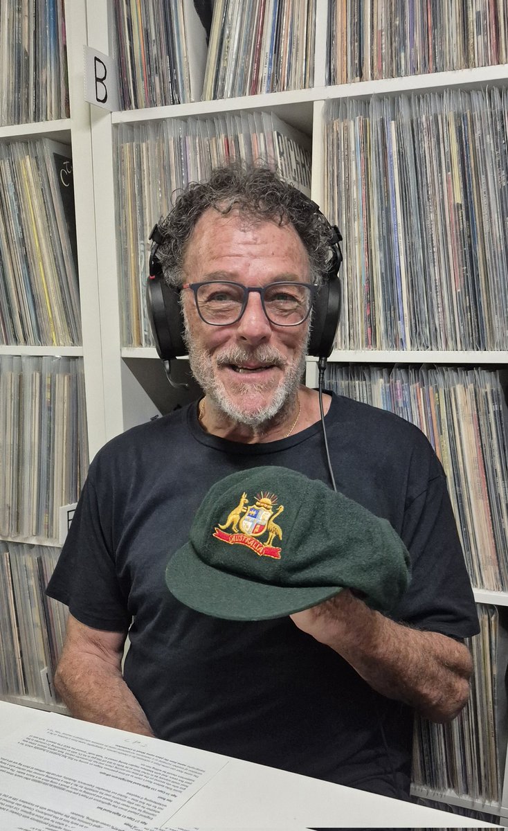 HowsThatPodcast's tweet image. We'll be releasing the first of our special "Ashes Series" podcasts tomorrow morning...

We'll be previewing the 1st Ashes Test which starts on Friday in Perth...don't miss this series!

#ashes #cricket #testmatch #australia #england #perth #howsthat #podcast #howsthatpodcast