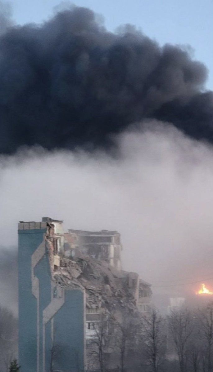 Now, after the russian missile strike on Western Ukraine, the city of Ternopil, a residential building... it's just fucked up!

Well, how are we to live next to these sick in the entire head russian bastards?!?