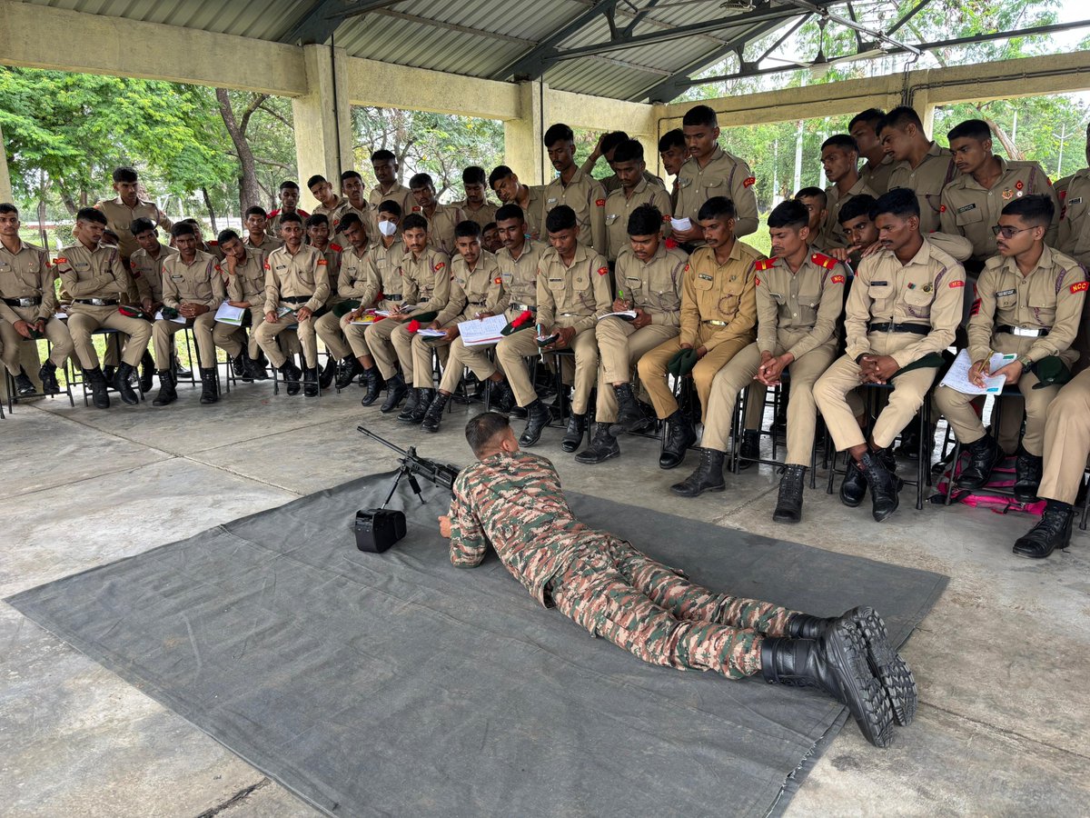 MIT_Updates's tweet image. Recently our two students participated in a 12-day long state level NCC camp held at Aundh Military Station, Pune by 15th Maratha Light Infantry – Burj, Indian Army. #mit_csn #indianarmy #ncc #unityanddiscipline