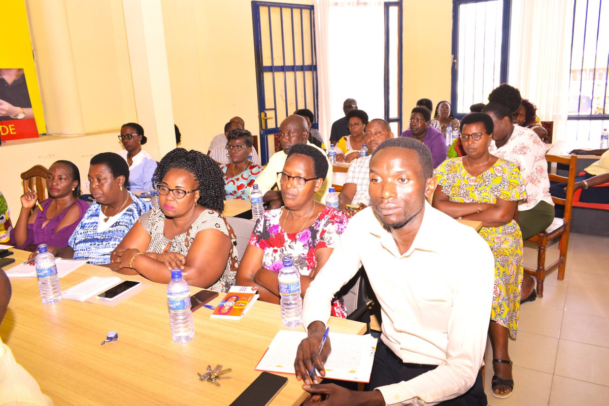 REGIE NATIONALE DES POSTES tweet media