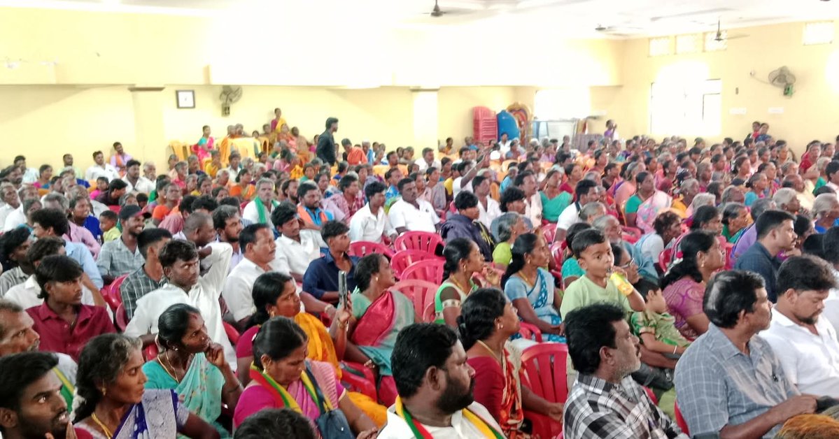 தமிழக வாழ்வுரிமைக் கட்சியின் கொள்கைகளாலும் மக்கள் நலன் சார்ந்த செயல்பாடுகளாலும்
ஈர்க்கப்பட்டு
திரு. சுரேந்தர் மாநில இளைஞரணி துணை செயலாளர் அவர்களின் ஒருங்கிணைப்பில்
 திரு. லோகு (எ) லோகநாதன்
திரு.பிரபு
திரு.ஐயப்பன்
திரு.ரவி ஆகியோரின் முன்னெடுப்பில்
கள்ளக்குறிச்சி மாவட்டம்