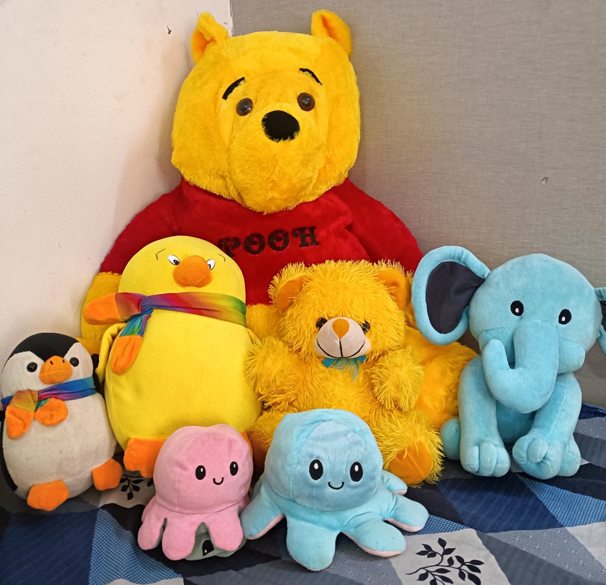 From today, these are my new friends.. they listen to everything without arguing, never get angry, stay full of love, and understand every emotion of mine. My cutest little squad ever. 
🎀🧸🐻
#teddybear