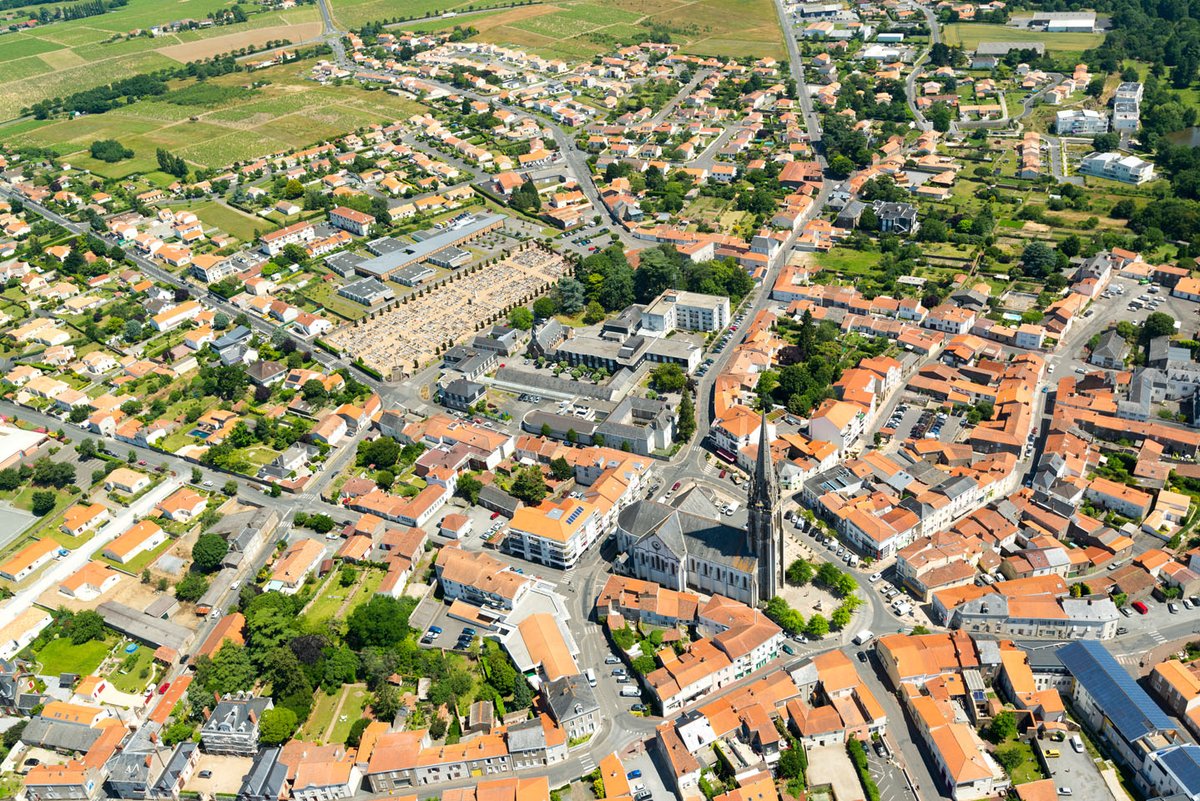 Il poignarde sa femme : un « réfugié » mongol absent de son procès à Nantes 🇲🇳🗡️

Lire notre article 👉 stourm.news/?p=5045