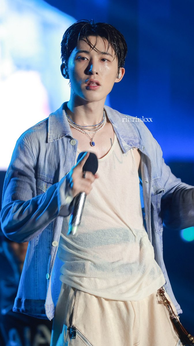 rinrinkxx's tweet image. 251116 호치민 워터밤

這水還是淋得挺值的🤒

#BIxWATERBOMBHOCHIMINH
#BI #비아이 #김한빈 #KIMHANBIN