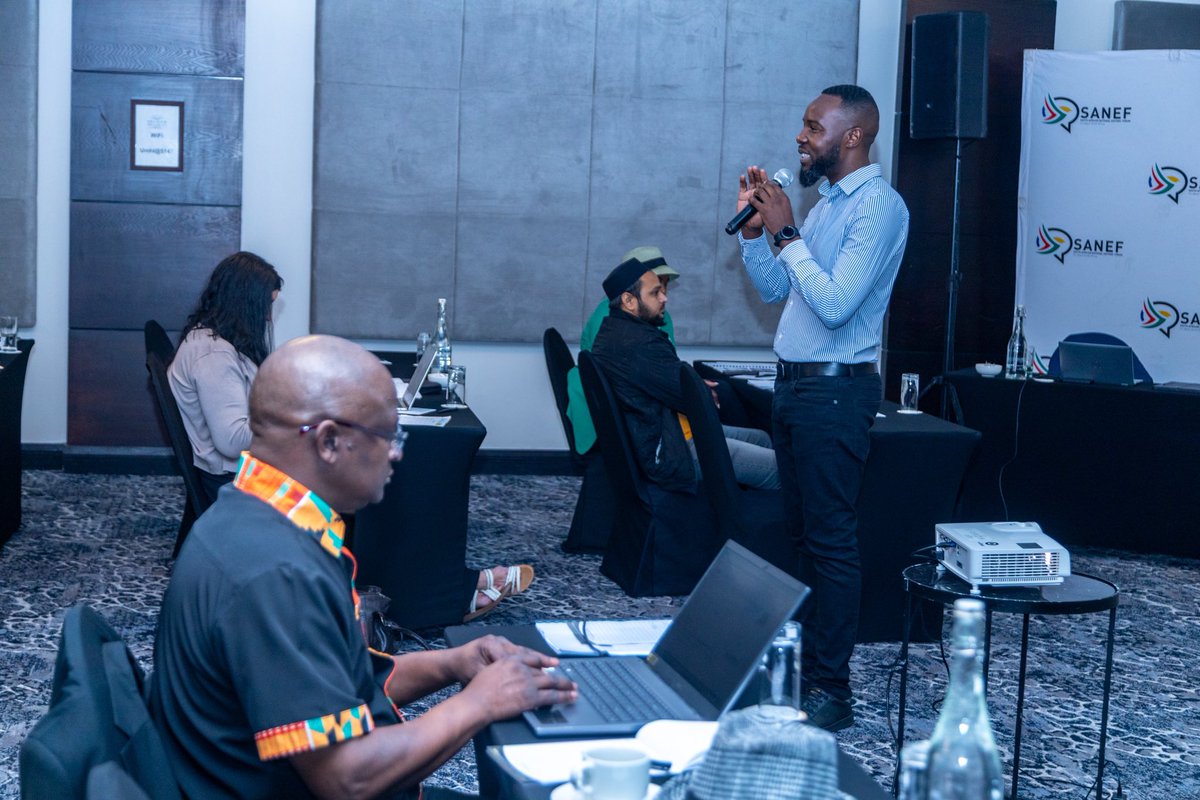 LHR_SA's tweet image. 📣 #createproject in Durban 📣

@SAEditorsForum and @AmnestySAfrica hosted a two day workshop on 29 and 30 Sep 2025 focused on resilience, accountability and the media environment. Journalists and human rights defenders came together to sharpen safety practices.