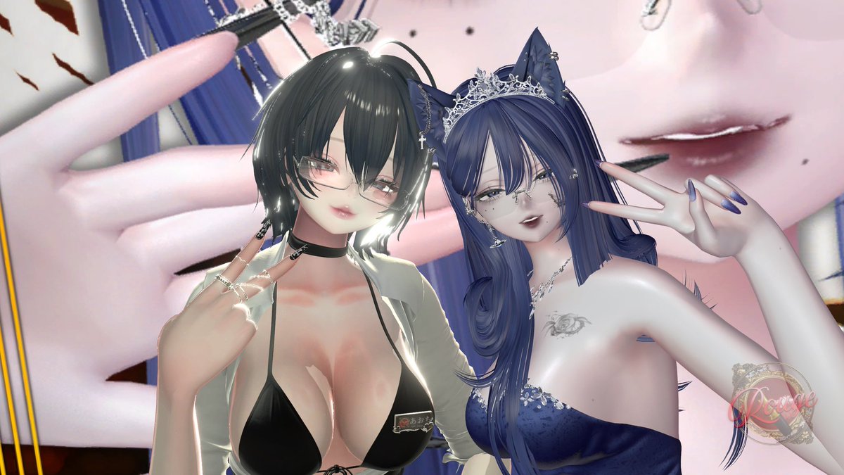 昨日の  #VRC_Rouge ありがとうございました〜！！！！
ドデカけろぴみてー！！！！！！！！
あまりに楽しすぎた、、、、、、、
営業終わり一緒にお写真撮ってくれたあおちゃんらぶ♡
感想はまた後で！！！！！！