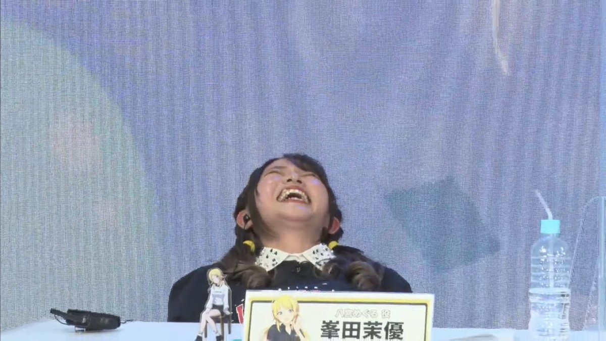 今年の大阪衣装展で「衣装被弾オタクは大変だな〜www」って言ってたらめぐるきて今これ