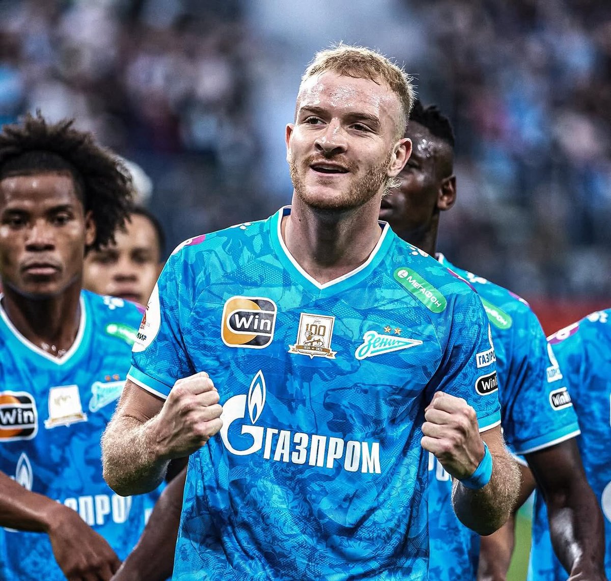 raadkasim7's tweet photo. #RiverPlate are in talks with #ZenitSaintPetersburg for signing #LucianoGondou on loan for the January transfer window . 🚨🚨
 
🔸#Gondou is open to return to #Argentina. 🇦🇷 https://t.co/WF0BYfSawV