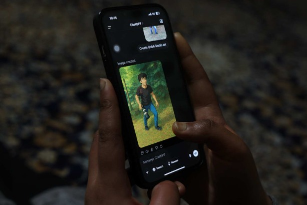 hawking2023's tweet image. India is rapidly emerging as a global AI leader with 13.5% of ChatGPT users worldwide and the fastest AI adoption rate in Asia Pacific. 
The IndiaAI Mission, backed by a $1.2B investment, is building indigenous AI infrastructure with 38,000 subsidized GPUs, AI Kosh datasets, and…