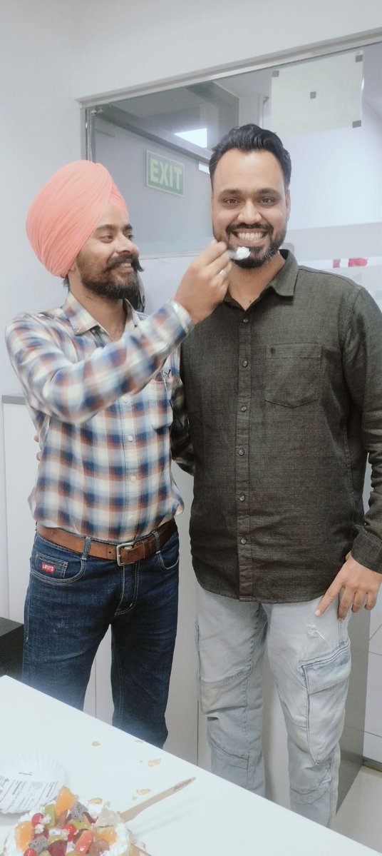 bootesnull's tweet image. Birthday Celebration Moments at BootesNull🎂

Yesterday, we celebrated the birthday of our amazing Team Leader, Harmanpreet Singh.

His supportive nature, positive leadership, and constant encouragement make our workplace stronger every day. 

#HappyBirthday #BirthdayCelebration