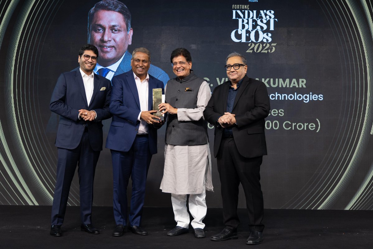 hcltech's tweet image. 🏆 Congratulations to our CEO &amp;amp; Managing Director, C Vijayakumar (CVK), on being named India’s Best CEO in the IT Services (Above ₹50,000 crore) category by Fortune India. The award was presented by Sh. Piyush Goyal, Minister of Commerce and Industry, Government of India during…