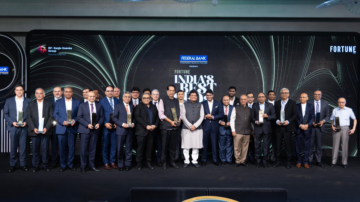 hcltech's tweet image. 🏆 Congratulations to our CEO &amp;amp; Managing Director, C Vijayakumar (CVK), on being named India’s Best CEO in the IT Services (Above ₹50,000 crore) category by Fortune India. The award was presented by Sh. Piyush Goyal, Minister of Commerce and Industry, Government of India during…