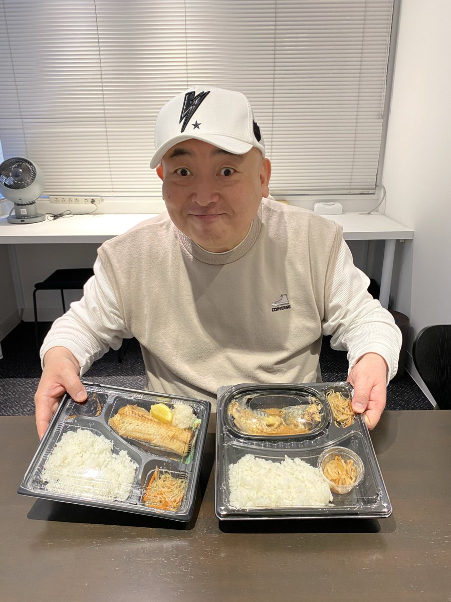 今日は恒例の声優さんのお仕事‼️

初めての綺麗なできたてのスタジオ😊✌🏻
次回は金曜日‼️ありがとうございます‼️😊🙏

お疲れ様でした‼️👍🏻
夜はSTARで皆様のご来店お待ちしてまーす‼️😆🙏

#ものまねエンターテイメントハウスSTAR
#六本木STAR
#ものまねSTAR
#モノマネSTAR
#カール北川
#声優