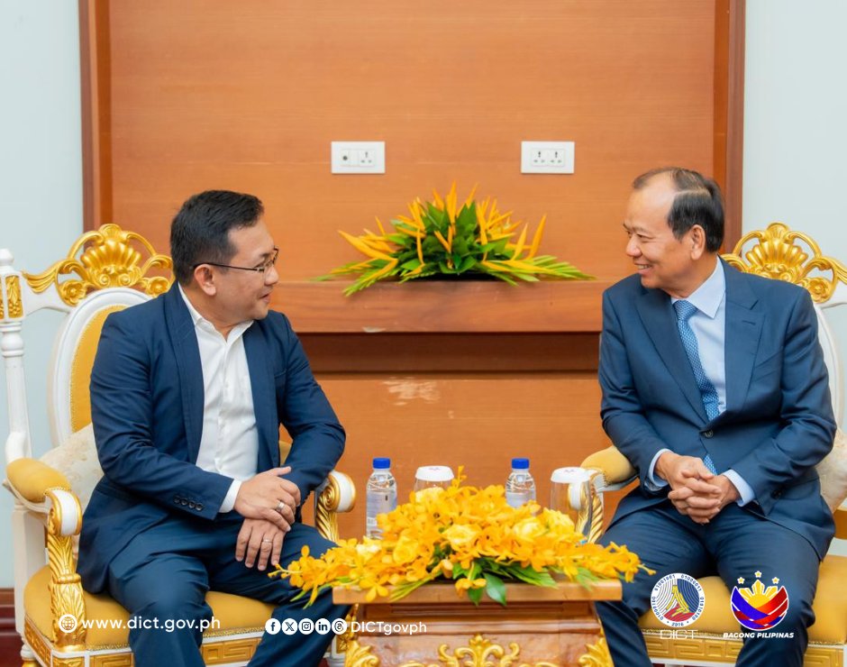 DICTgovph's tweet image. Philippines Showcases Digital Governance Breakthrough in Cambodia 

Read more: facebook.com/share/p/17huhe…

#DICT #eGovPHApp #DigitalTransformation #DigitalInclusion #Cambodia