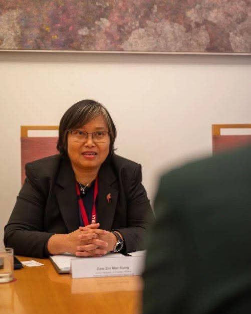 MFA_NUG's tweet photo. 17 Nov 2025, Canberra – FM Daw Zin Mar Aung met Australian FM Penny Wong for a productive discussion on #Myanmar’s political developments, humanitarian needs, transnational crimes, and regional stability.
The NUG appreciates Australia’s support for human rights and democracy. https://t.co/qVCM0TWW3N