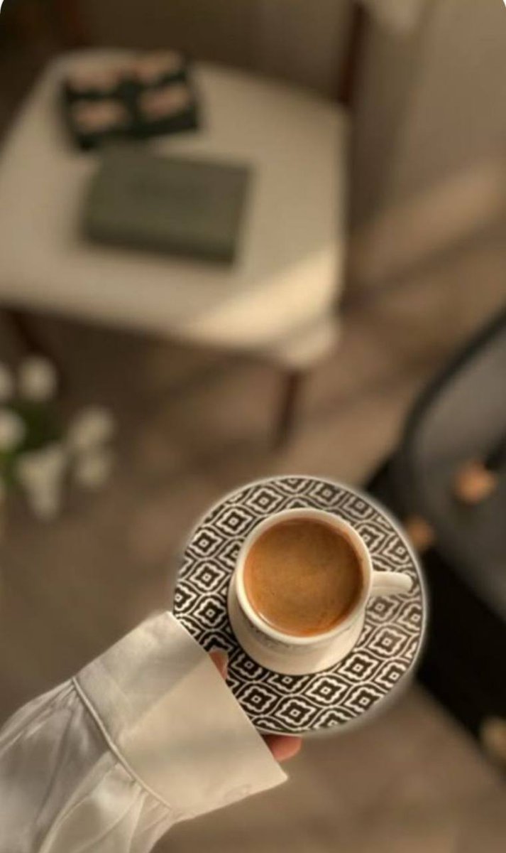 BytkByt's tweet image. -
⁧ #صباح_الخير ⁩

هناك صباحيّات جميلة🕊
 ، تستحق أن نُجهز لها فنجان قهوة ، ☕️
ومِن ثم نفتح شرفات قلوبنا فرِحين باستقبالها 🤍. 

#صباح_الخير 🕊️
⁧ #صباح_الأشياء_المُشرقة ⁩🤍☕️🎼