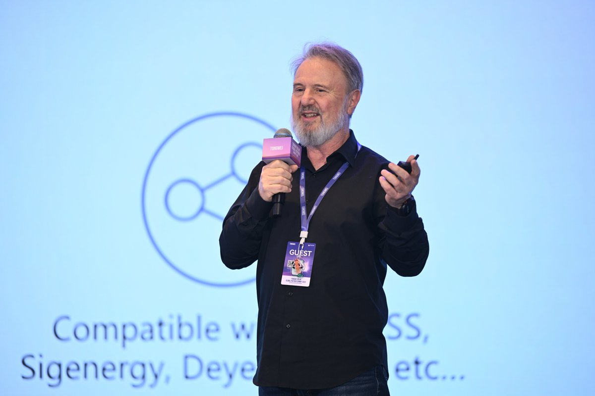 Tongwei_Solar's tweet image. 🌍 2025 Tongwei Global Partner Summit
Partners worldwide joined us in Chengdu to share insights on PV trends, real project performance, and Tongwei’s Lighthouse Factory innovation. More summit moments coming soon.

#TongweiSolar #LighthouseFactory #TNC2_0