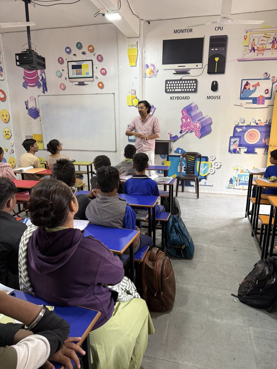 What is a budget?
What does it really mean to run a business?
Our students learnt all this today from someone who lives it every day.
Successful entrepreneur, Naimish Sakhpara, conducted a session with the 9th std at our adopted school simplifying money and decisions. 
#Sahaay