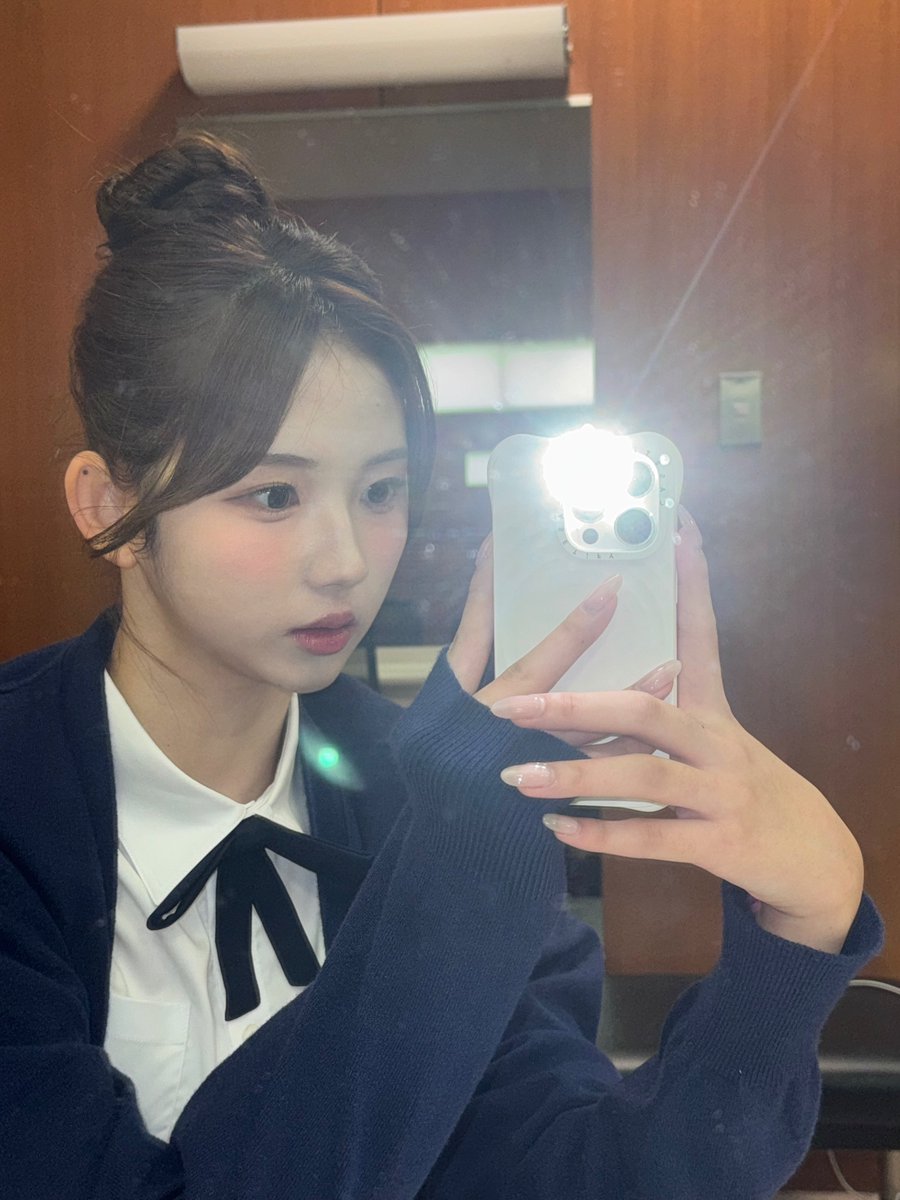 triplescosmos's tweet image. 비밀번호 알려죠라 🔐

#tripleS #트리플에스 #トリプルS
#トリプルエス #トエス
#JiWoo #지우 #ジウ