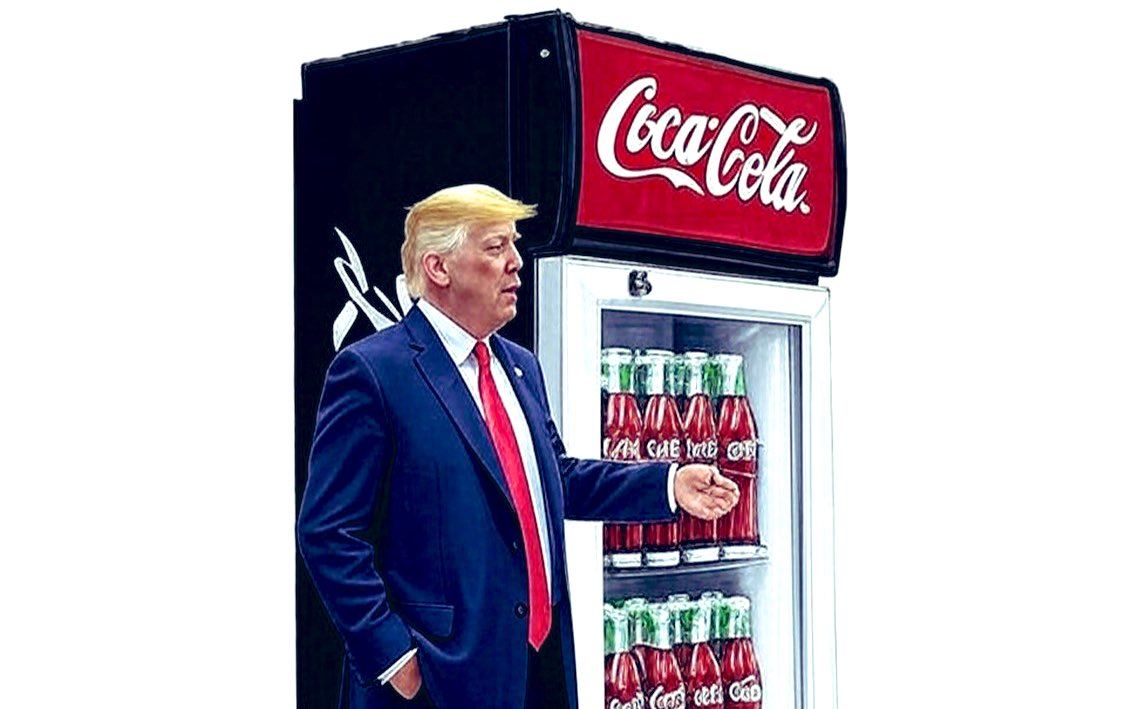 hobbyshopkikka's tweet image. 【お知らせ】遅くなりましたが本日より缶やペットボトルとは一味違う #コンツアーボトル での提供を始めました😊1915年に米国インディアナ州のルート・グラス・カンパニーで生まれ「暗闇でさわってもその形によって「コカ･コーラ」のボトルと分かる形」という条件で開発されています☝️
#ボトルコーラ