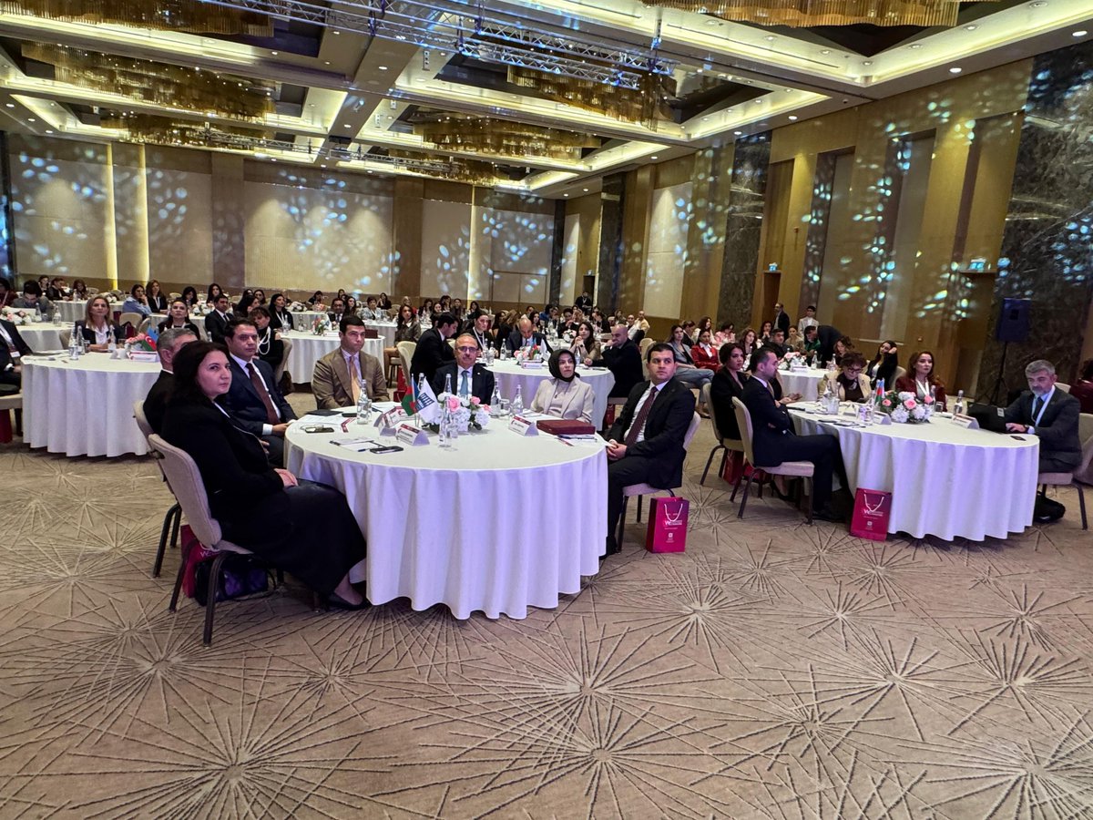 Büyükelçimiz <a href="/Birol_Akgun/">Birol Akgün 🇹🇷</a> Azerbaycan Kadın Girişimciliğini Geliştirme Derneği (AQSİA) ve HR Kurumu tarafından ortaklaşa düzenlenen “Kadın Girişimciler 2025 Zirvesi’nin açılışına katılarak bir hitapta bulunmuştur.