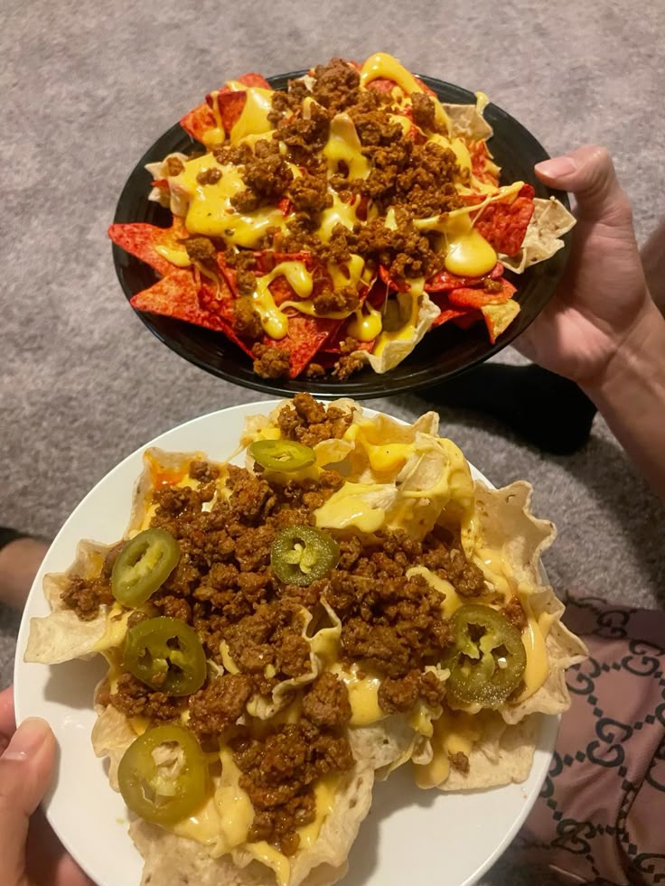 sweetapplegail's tweet image. Make yourself some nachos:

#interactivethread #food poll  for #edtwt + anyone who wants to participate!!