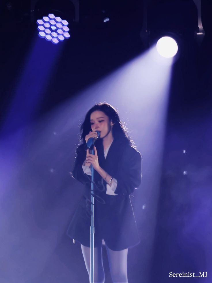 มายคนไหนยังไม่มี Spotify Premium สำหรับสตรีม BLUE ให้น้องหนาว สามารถรับได้วันนี้วันสุดท้ายนะคะ

💙 เงื่อนไข: สตรีมเพลงวันละ 4 ชั่วโมง เป็นเวลา 30 วัน

📻 stationhead.com/c/teamwinter

💌 รายละเอียดเพิ่มเติม DM <a href="/bluufuyu/">𝐅⋆🥨</a>

BLUE BY WINTER OUT NOW
#WINTER_BLUE
#윈터블루