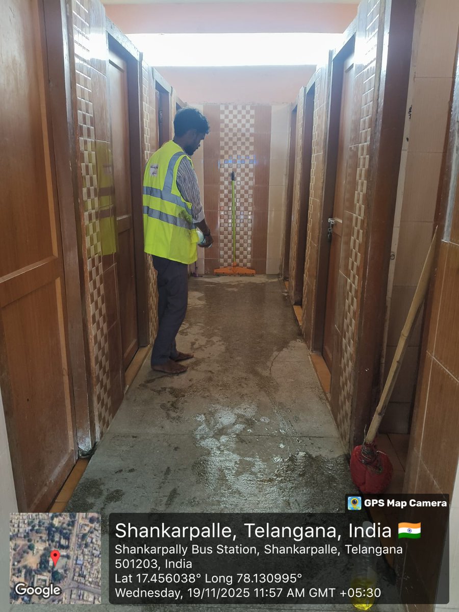 mcshankarpally's tweet photo. World Toilet Day – 19th November
mass cleaning drives at all Public Toilets locations with active involvement of NGOs, citizens and volunteers in Shankarpally Municipality .
@SwachhBharatGov @SwachhBharat @MoHUA_India @RoopaMishra77 @MoJSDDWS @tksreedevi @cdmatelangana https://t.co/9Ih3n6l5Sn
