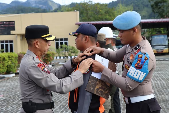 Polres Tapanuli Tengah Gelar Pasukan Operasi Zebra Toba-2025, Tekankan Penindakan Humanis humas.polri.go.id/news/detail/21…