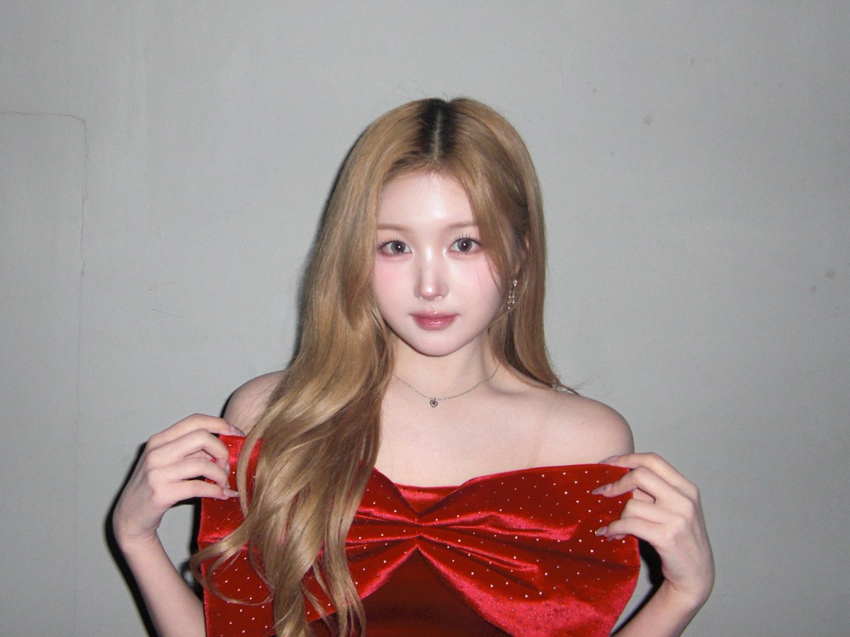 triplescosmos's tweet photo. 너만의 산타❤️🎀

#tripleS #트리플에스 #トリプルS
#トリプルエス #トエス
#JooBin #주빈 #ジュビン https://t.co/BOp4TIRLX6