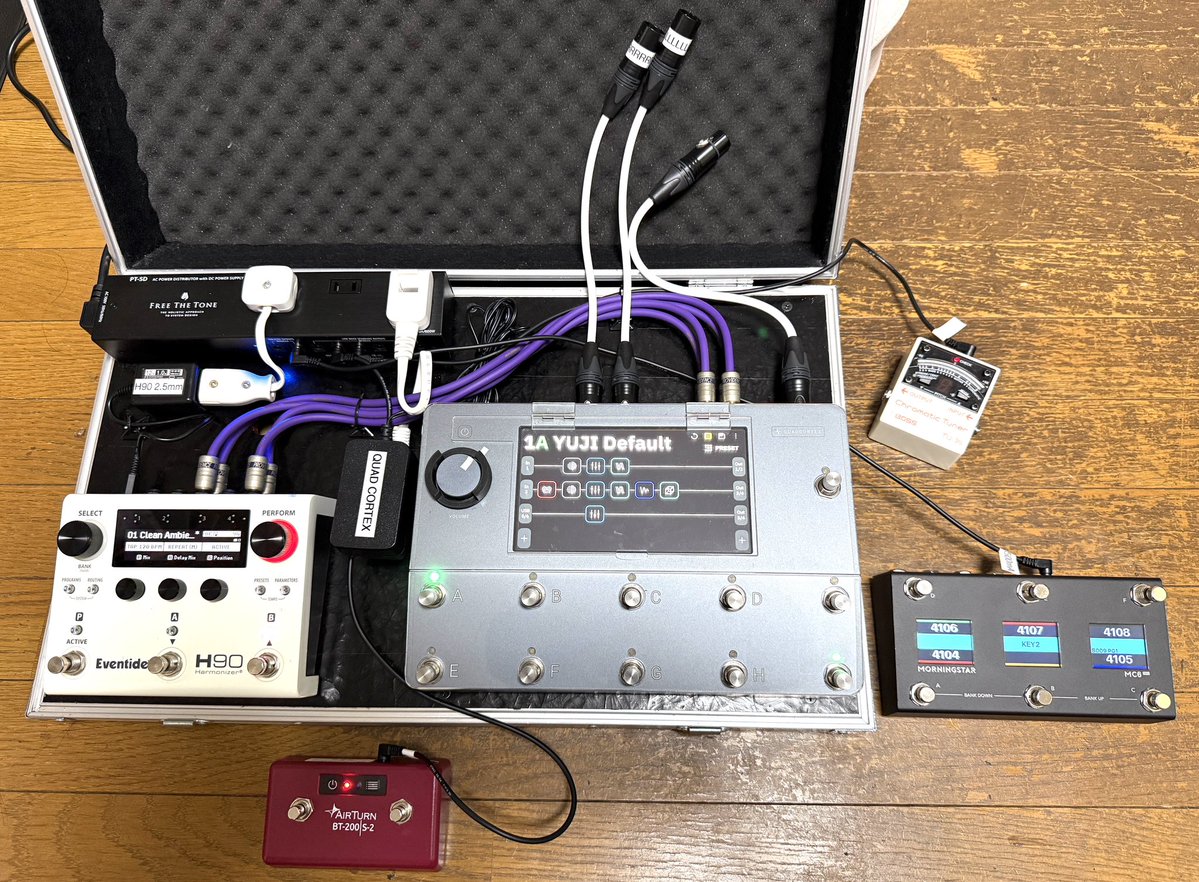 stkjazz's tweet image. とりあえず完成✨
12月7日のイースのライブはこれで行きます🙆
MIDI切り替えは頻繁に行うので1番近いところに置こうと思ってボードに組み込むのはやめました😅
右上のチューナーは音程を確認する為ではなく、ウィンドシンセが本番直前で信号が出ているかのチェック用です✅
#エフェクターボード…