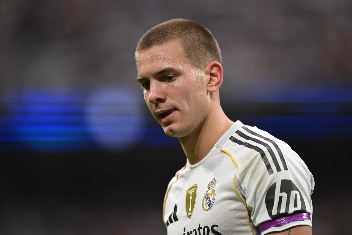 TouchlineX's tweet image. 🚨🗣️ 𝗡𝗘𝗪: Franco Mastantuono: &quot;Lamine Yamal is showing an incredible level. Right now, he&apos;s better than I am.&quot;

&quot;I&apos;ve just arrived in Madrid, I’m still adapting, and my best version hasn’t come yet. I want this story to be long and full of games.&quot;