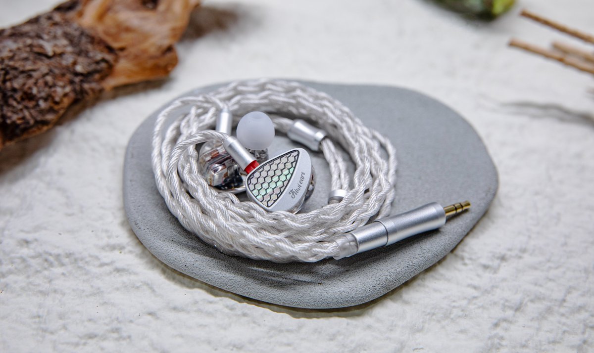 #LINSOUL #ブラックフライデーセール 記念 😍
   
📢応募方法：
① この投稿をリポスト
②<a href="/Linsoul_JP/">Linsoul_JP(リンソウル-ジャパン)</a>をフォロー
③ コメント欄に「#LINSOUL ブラックフライデーセール」とコメント

🎁抽選で1名様にKiwi Ears Orchestra IIをプレゼント

(👉linsoul.com/pages/linsoul-…)