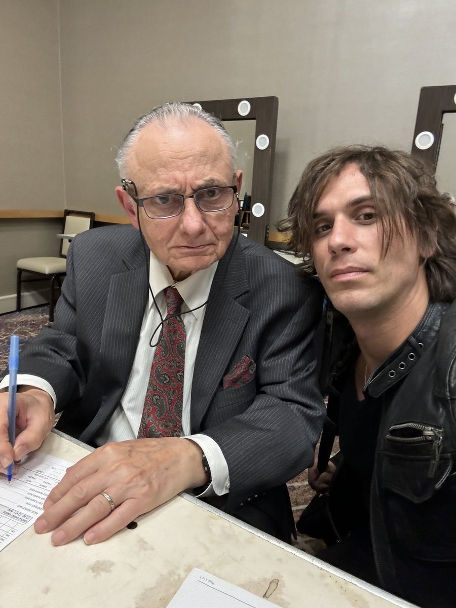 PahkitewPunch's tweet image. 