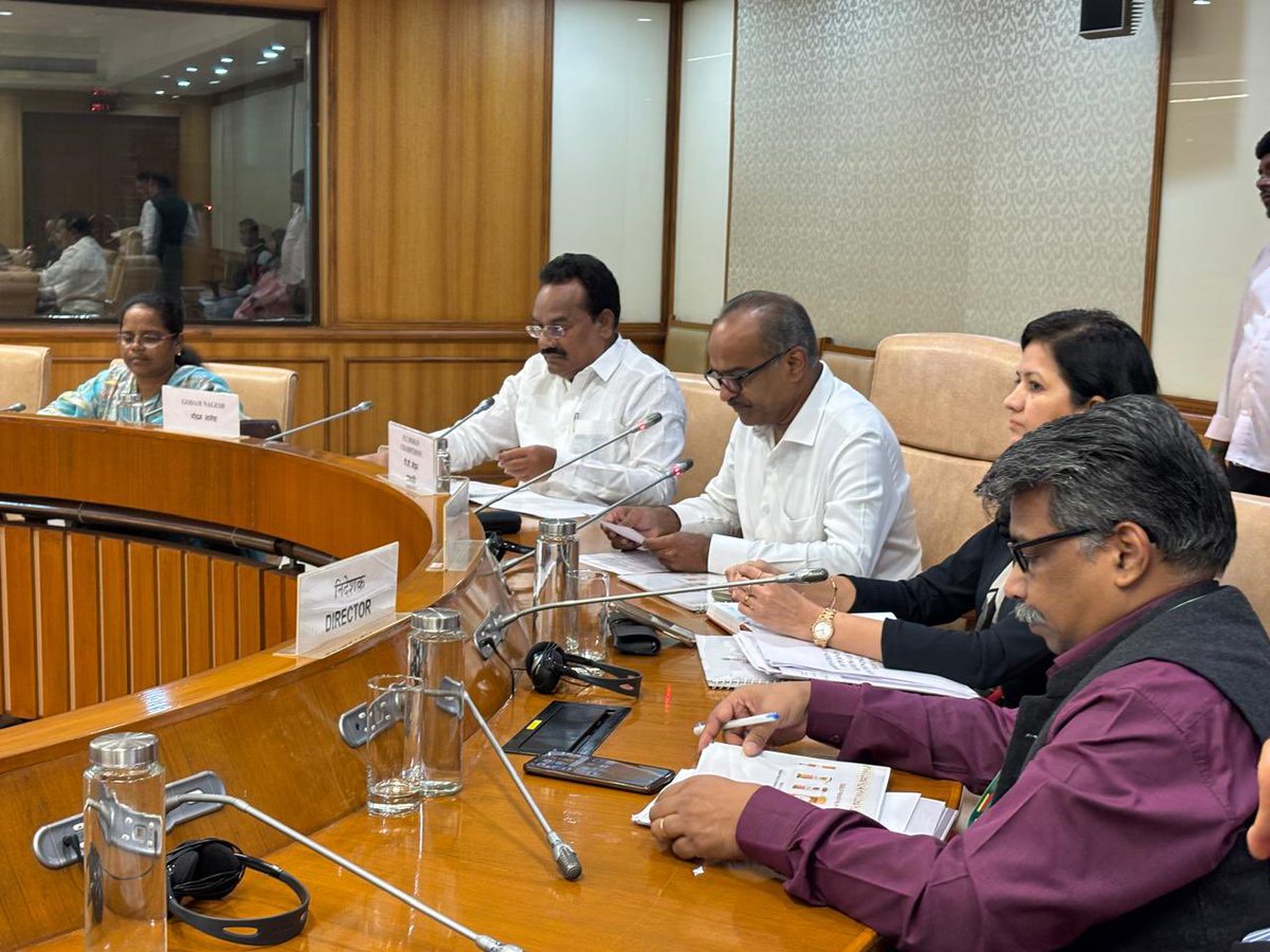 PCMohanMP's tweet image. Chaired the meeting of the Standing Committee on Social Justice and Empowerment to examine oral evidence presented by the Ministry of Tribal Affairs and TRIFED on the subject ‘Review of the Functioning of the Tribal Cooperative Marketing Development Federation of India Ltd’.