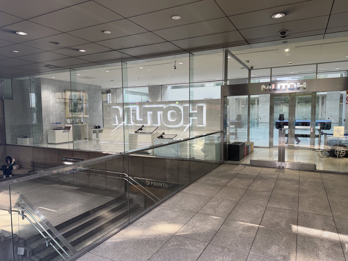 bwphipps's tweet photo. Nice day in Tokyo at the Mutoh headquarters today https://t.co/BAQou7TGtu