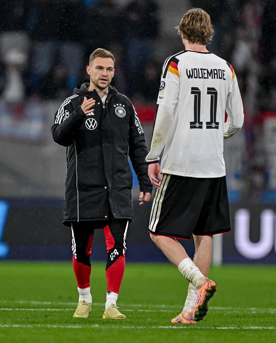 99problems_6's tweet image. Nick Woltemade on Joshua Kimmich: &quot;He&apos;s a quality player and an absolute leader. For example he texts me after every game where I score a goal at Newcastle, that&apos;s just a small example. I think he&apos;s a very good captain and a great person&quot;